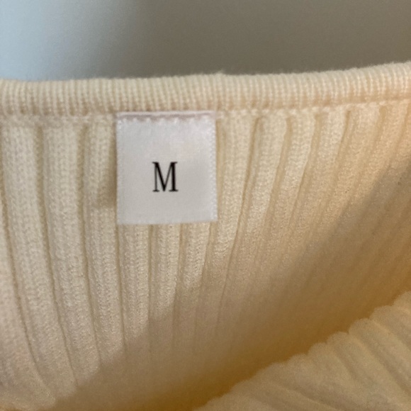 Pretty Garden, Ivory ribbed Knit, Body-con 2 piece dress with pullover shrug, M - Picture 10 of 14